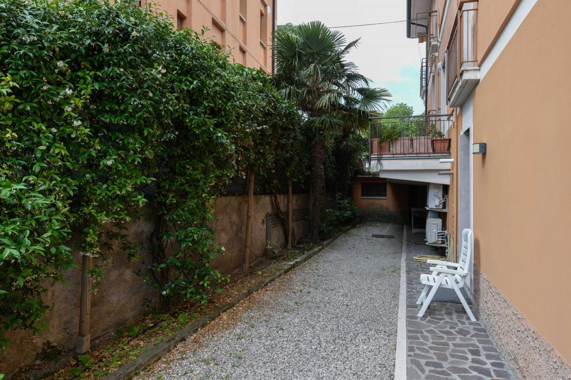 Garden Apartment Bardolino Exteriör bild