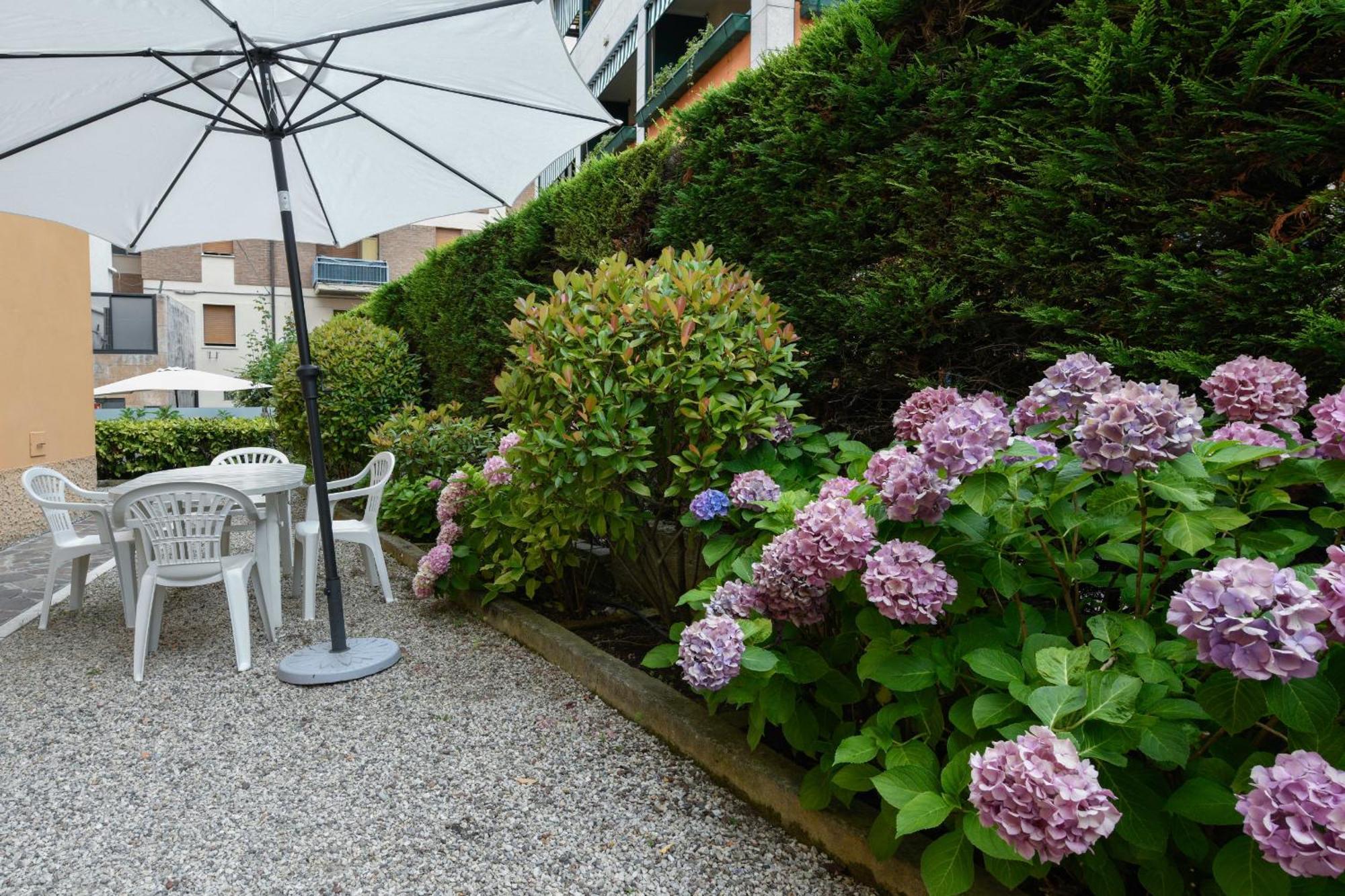 Garden Apartment Bardolino Exteriör bild